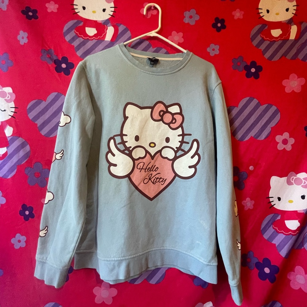 Hello kitty Dollskill sweater Sz M